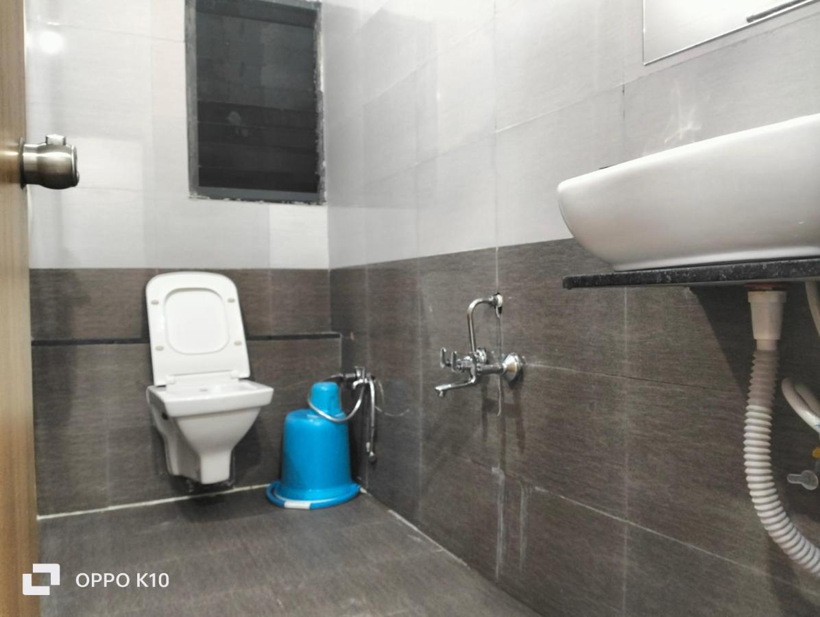 Hotel Rudra Palace Anand Luaran gambar